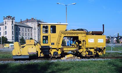 Gleisbautechnik vor der Mandaukaserne