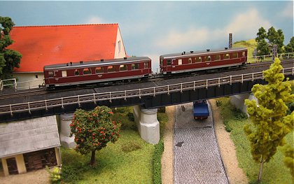 Triebwagen in Doppeltraktion Triebwagen in Doppeltraktion