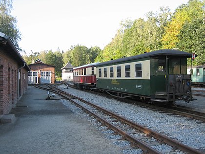 VT 137 322 mit Beiwagen 970-472