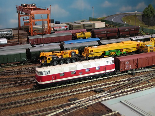 V 180 203 mit Eilzug