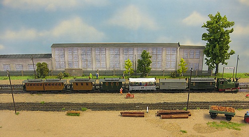 Im Modellbahnhof Olbersdorf Niederdorf wartet eine Version des historischen IK-Zuges Im Modellbahnhof Olbersdorf Niederdorf wartet eine Version des historischen IK-Zuges