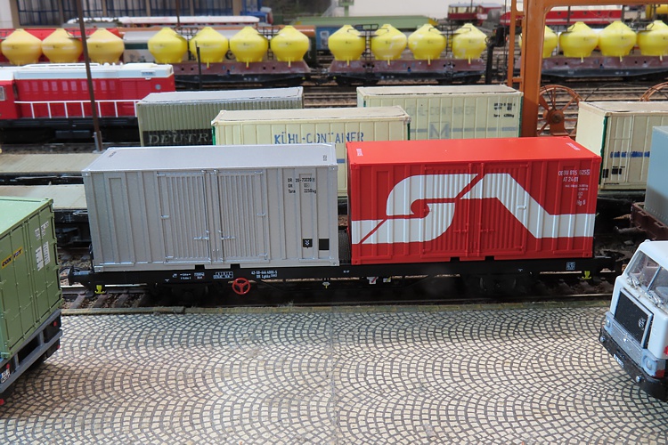 Tillig Containerwagen