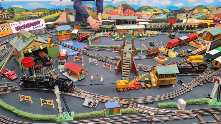 Modellbahn-Material der Firma Hornby