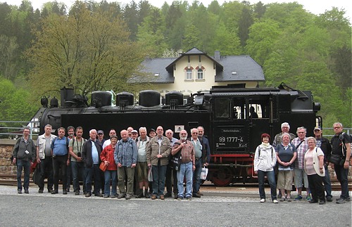 Gruppenbild Version 2 mit Lok 99 1777 Gruppenbild Version 2 mit Lok 99 1777