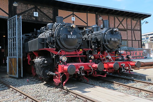 Süddeutsches Eisenbahnmuseum Heilbronn - Lokomotiven 86 457 und 80 014 Süddeutsches Eisenbahnmuseum Heilbronn - Lokomotiven 86 457 und 80 014
